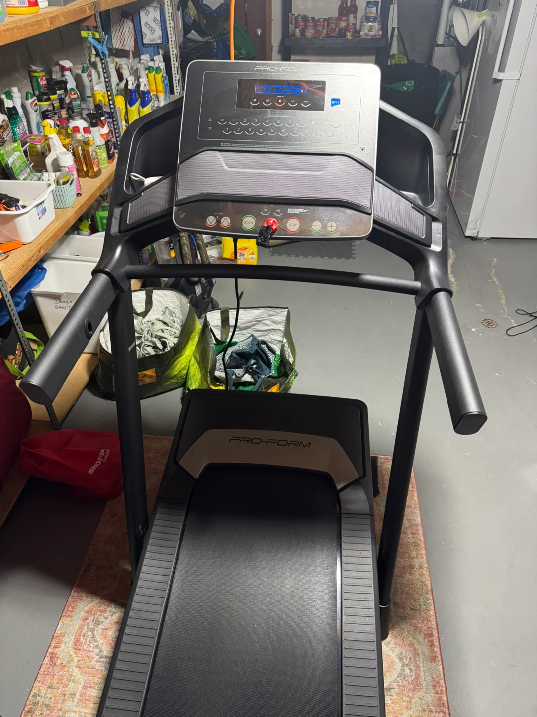 Pro-Form Carbon TL Treadmill, Model PFTL59724.2 - photo 2