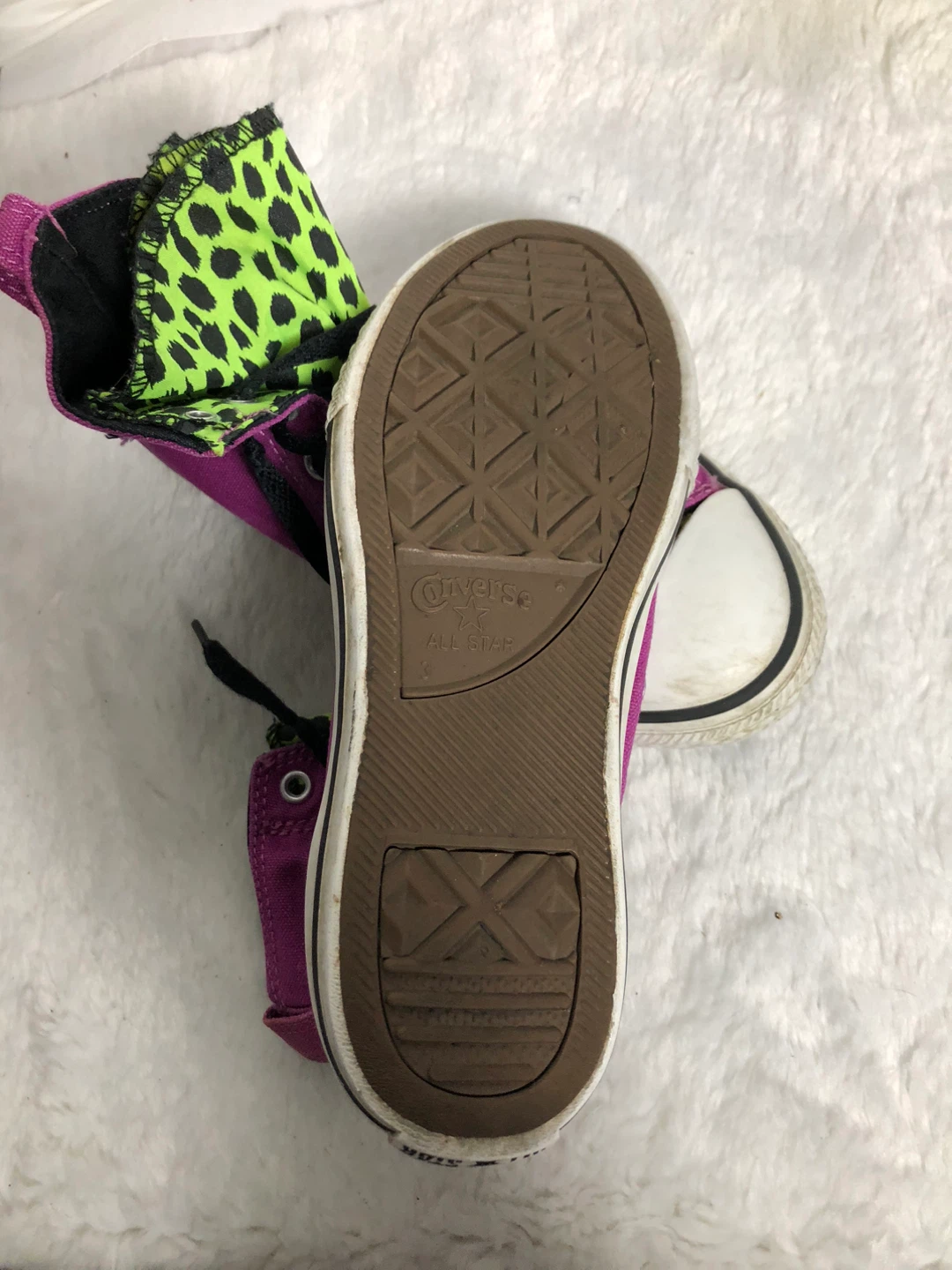 Girls Purple & Green Converse Allstar Shoes. Size 3. Like New - photo 2