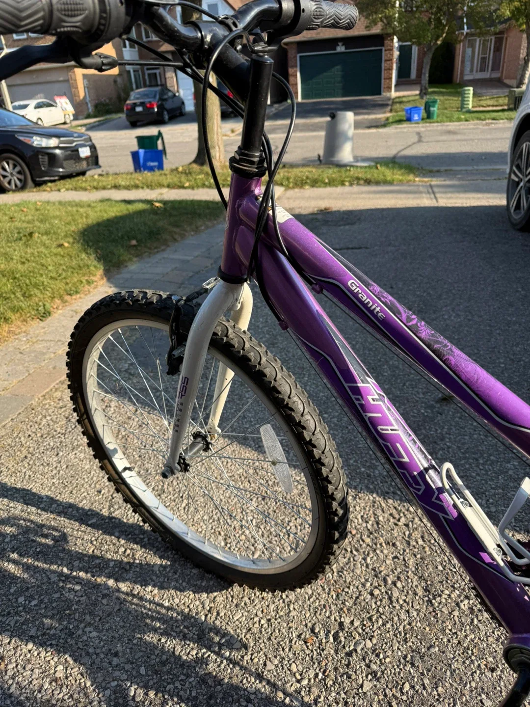 Huffy Granite Girls' Mountain Bike - Purple image indicator(2)