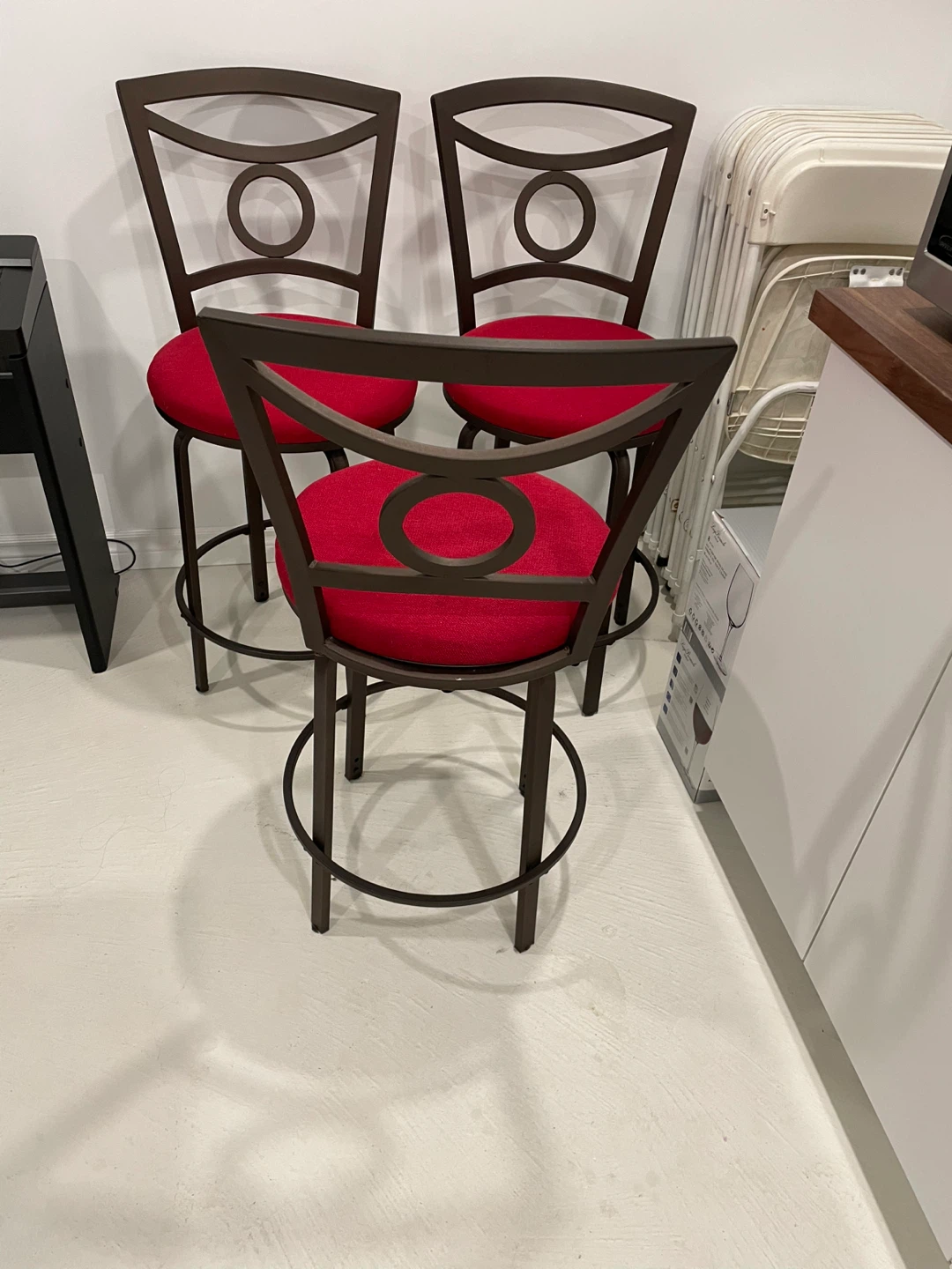 Set of 3 Red Bar Stools - photo 3