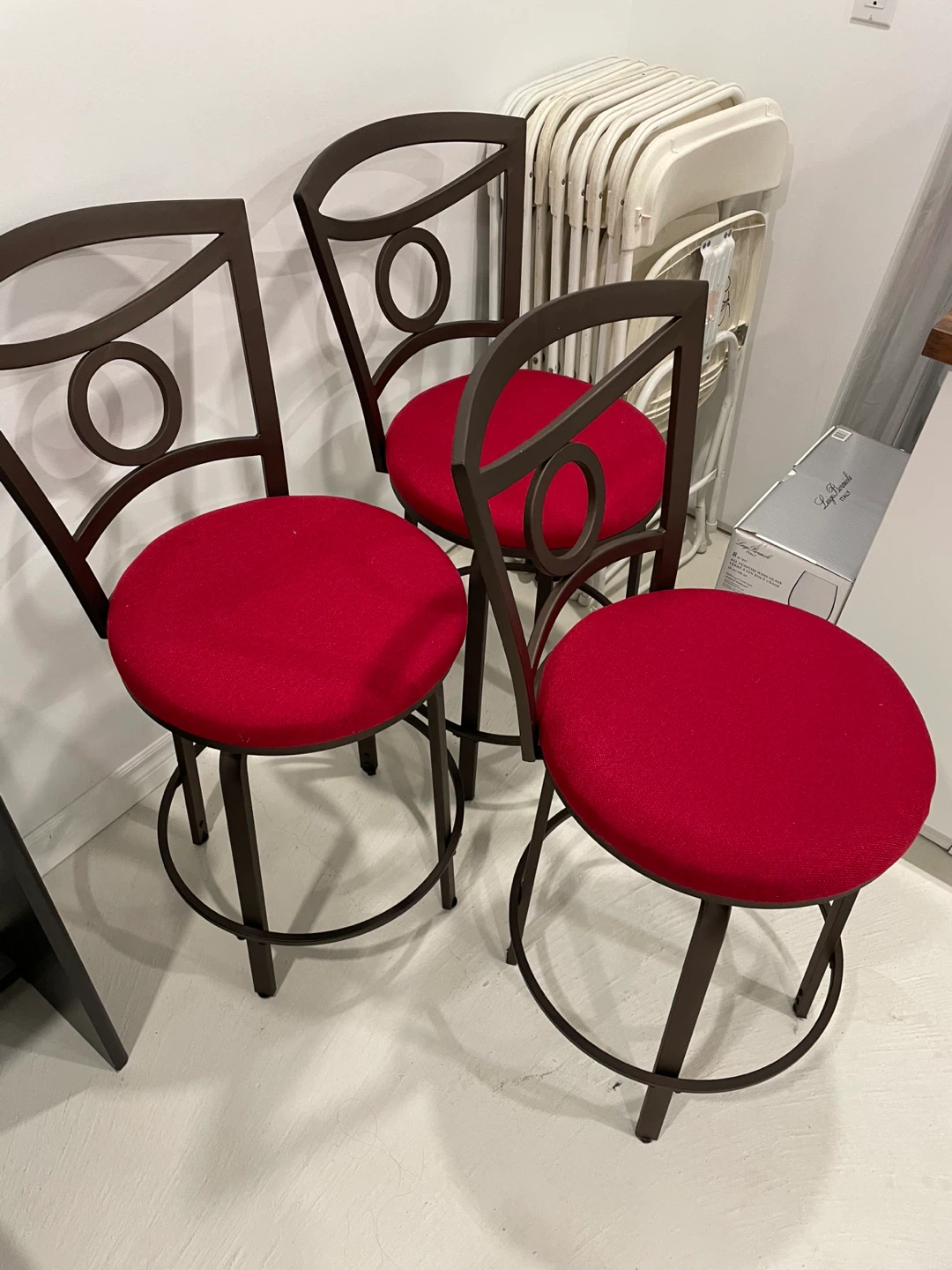 Set of 3 Red Bar Stools - photo 2