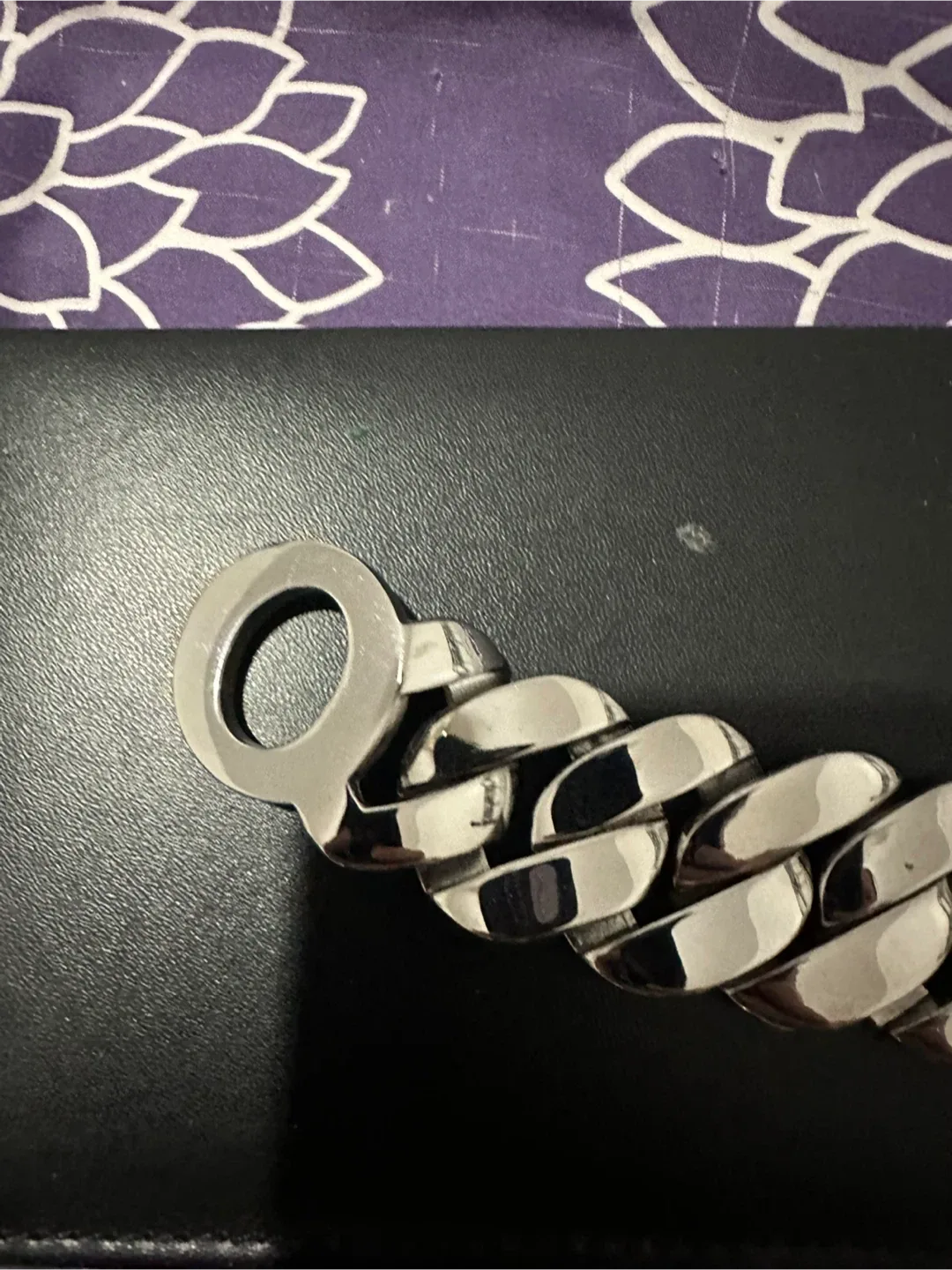 Sigal Curb Link Chain Bracelet image indicator(3)