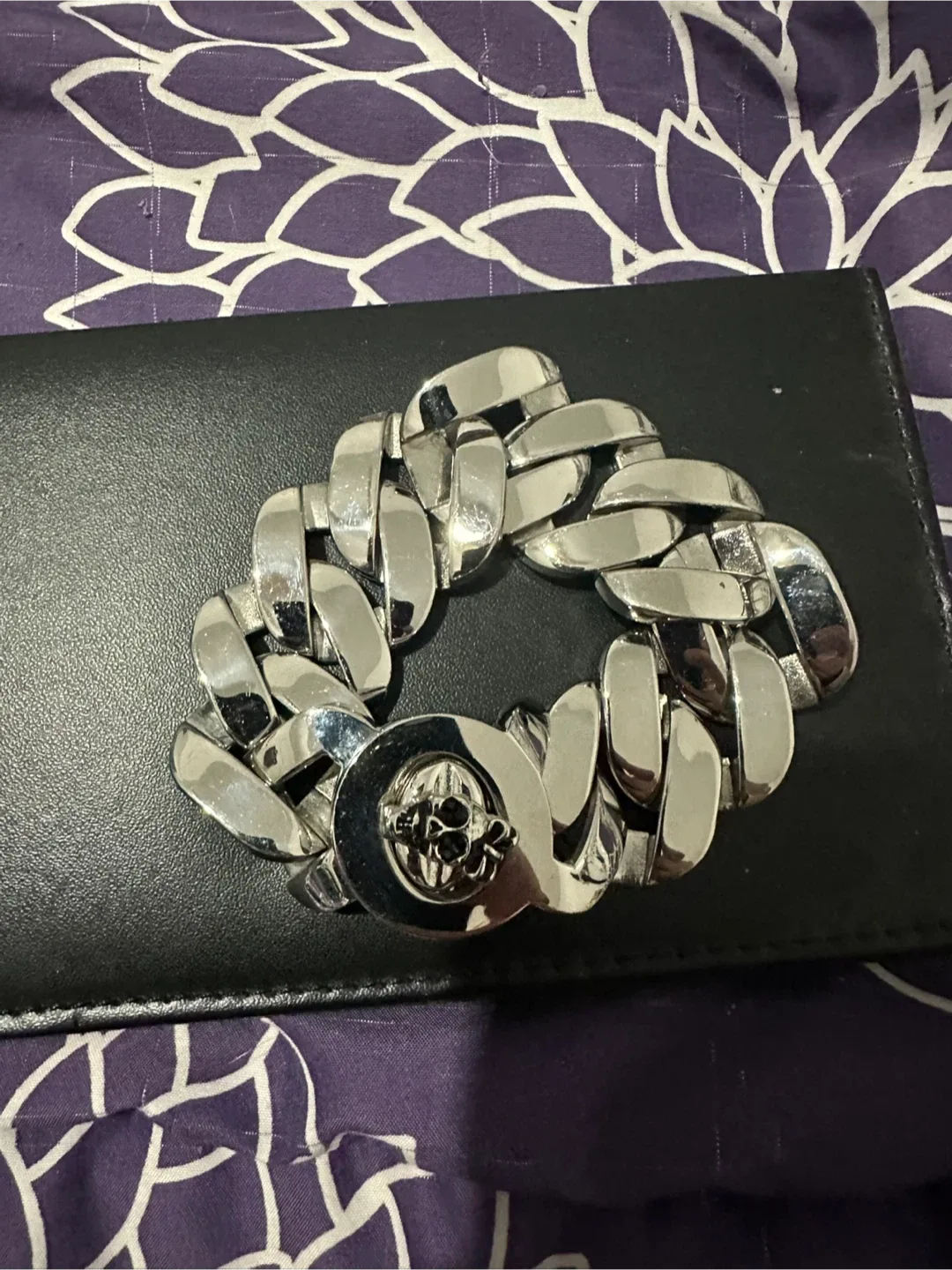 Sigal Curb Link Chain Bracelet image indicator(4)