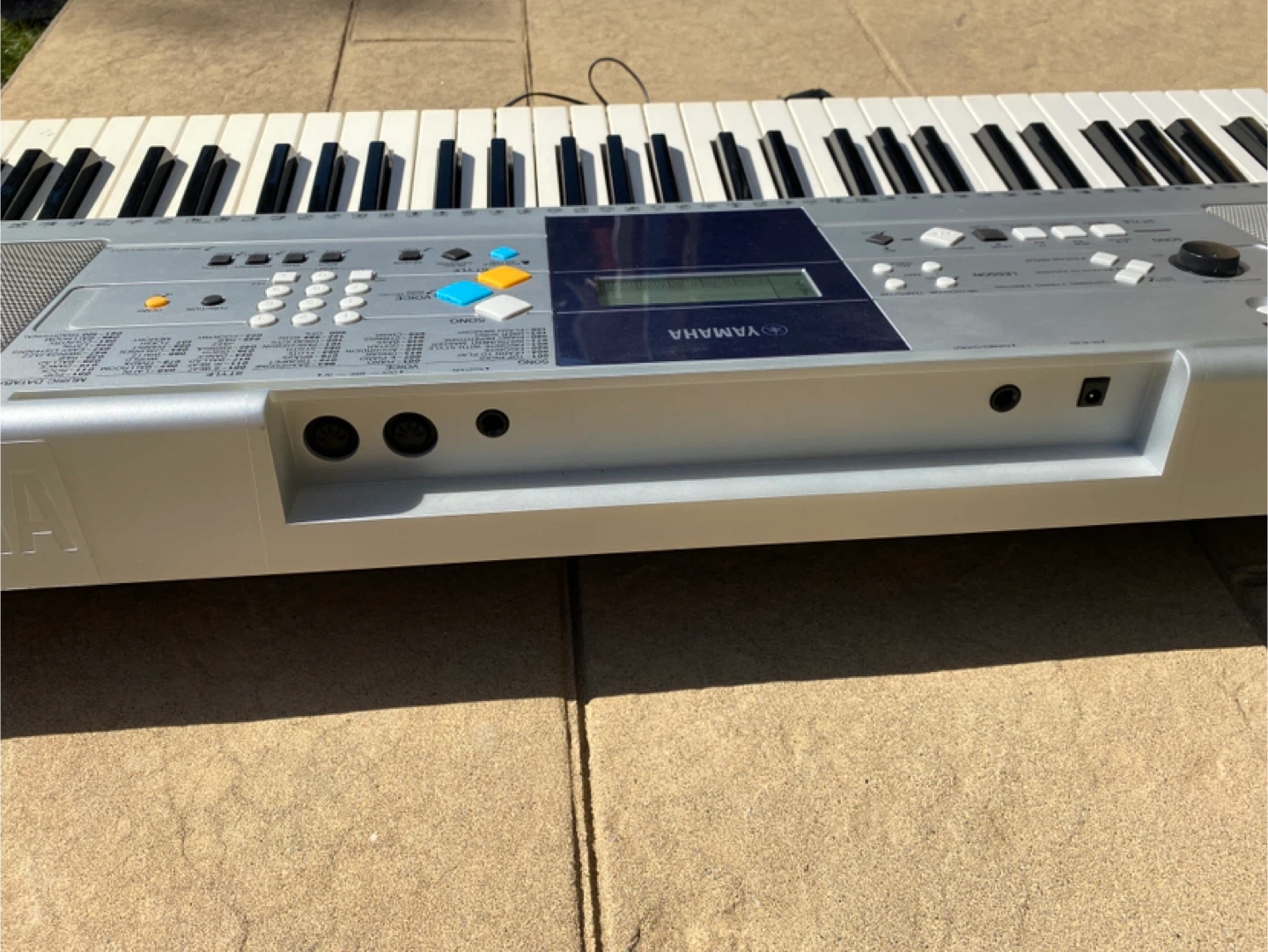 Yamaha PSR-E323 Keyboard - photo 3