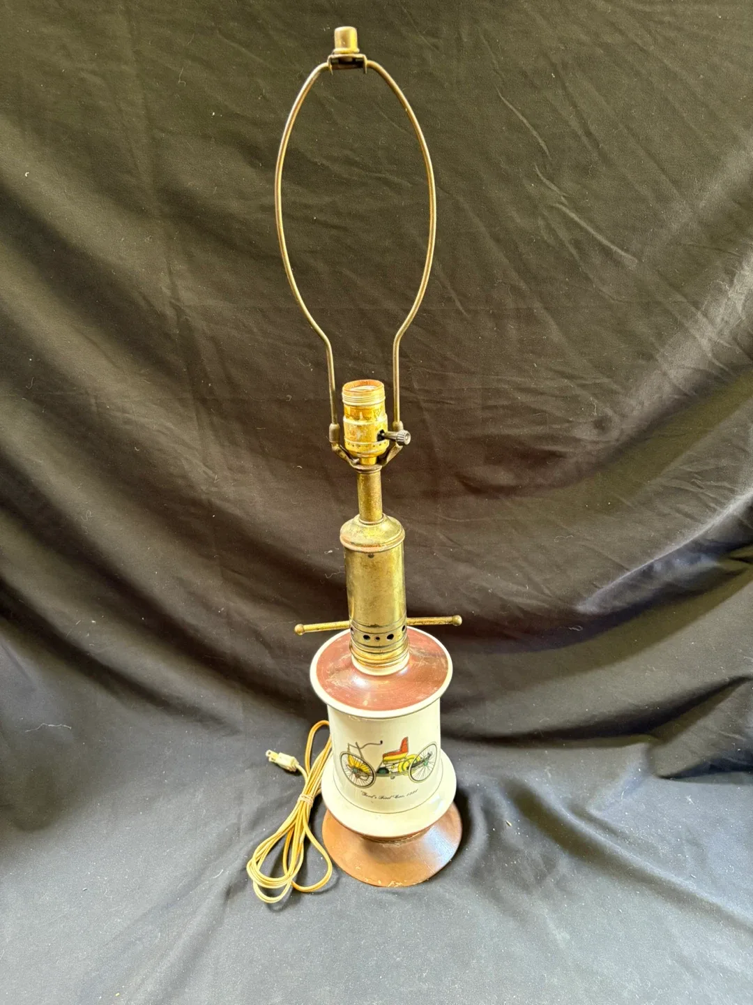 🧡Vintage Ford's First Car 1896 Table Lamp thumbnail