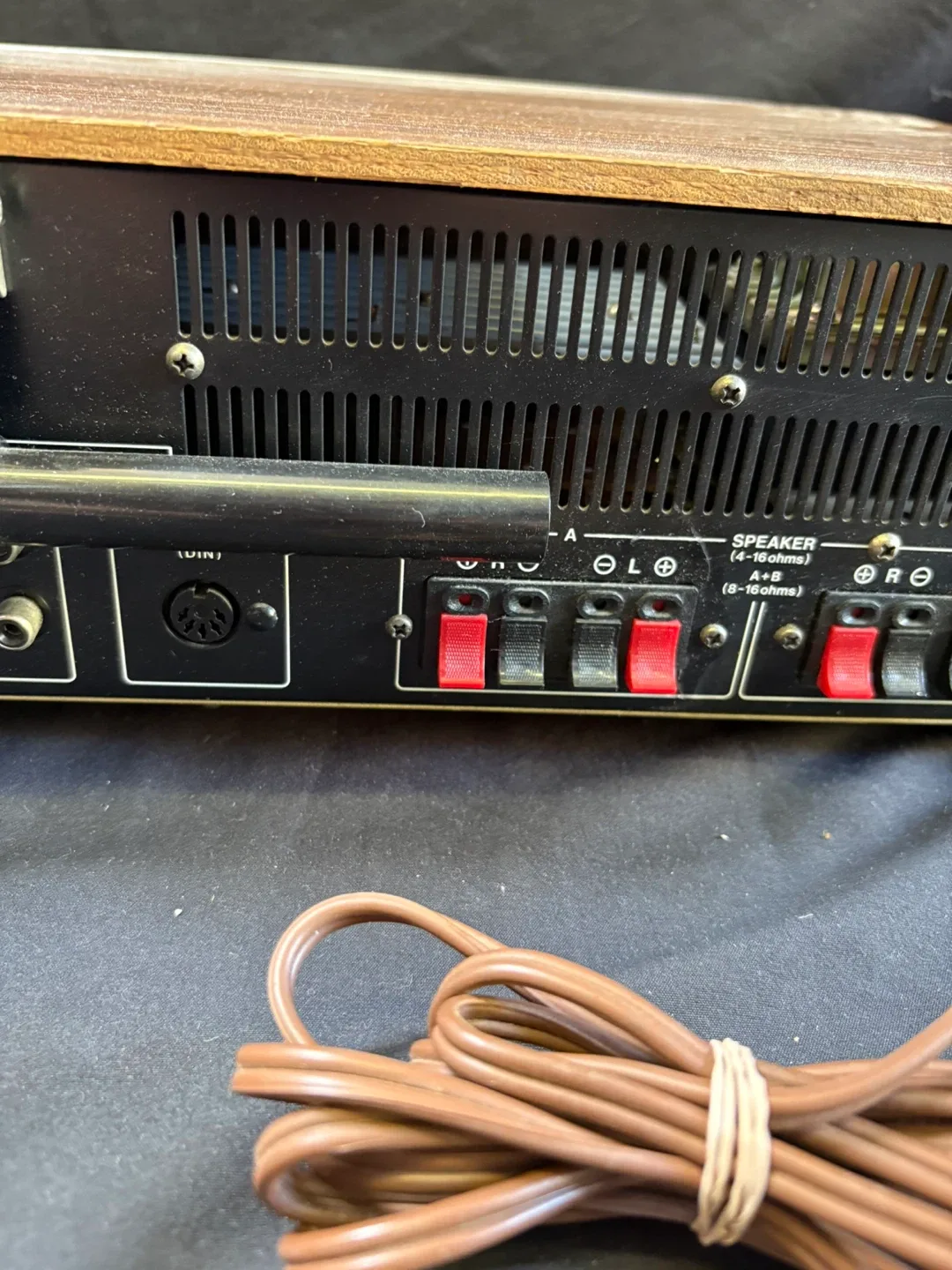 Akai AA-1010 Stereo Receiver image indicator(8)