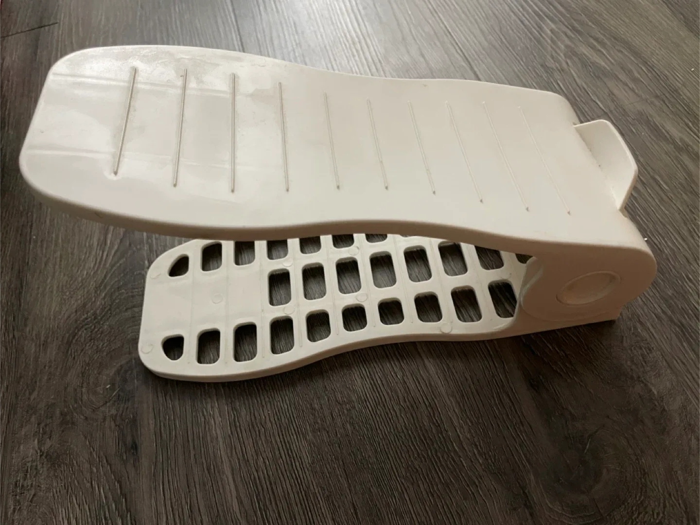 14 counts Amazon Basic Adjustable Shoe Rack Organizer🧡 image indicator(2)