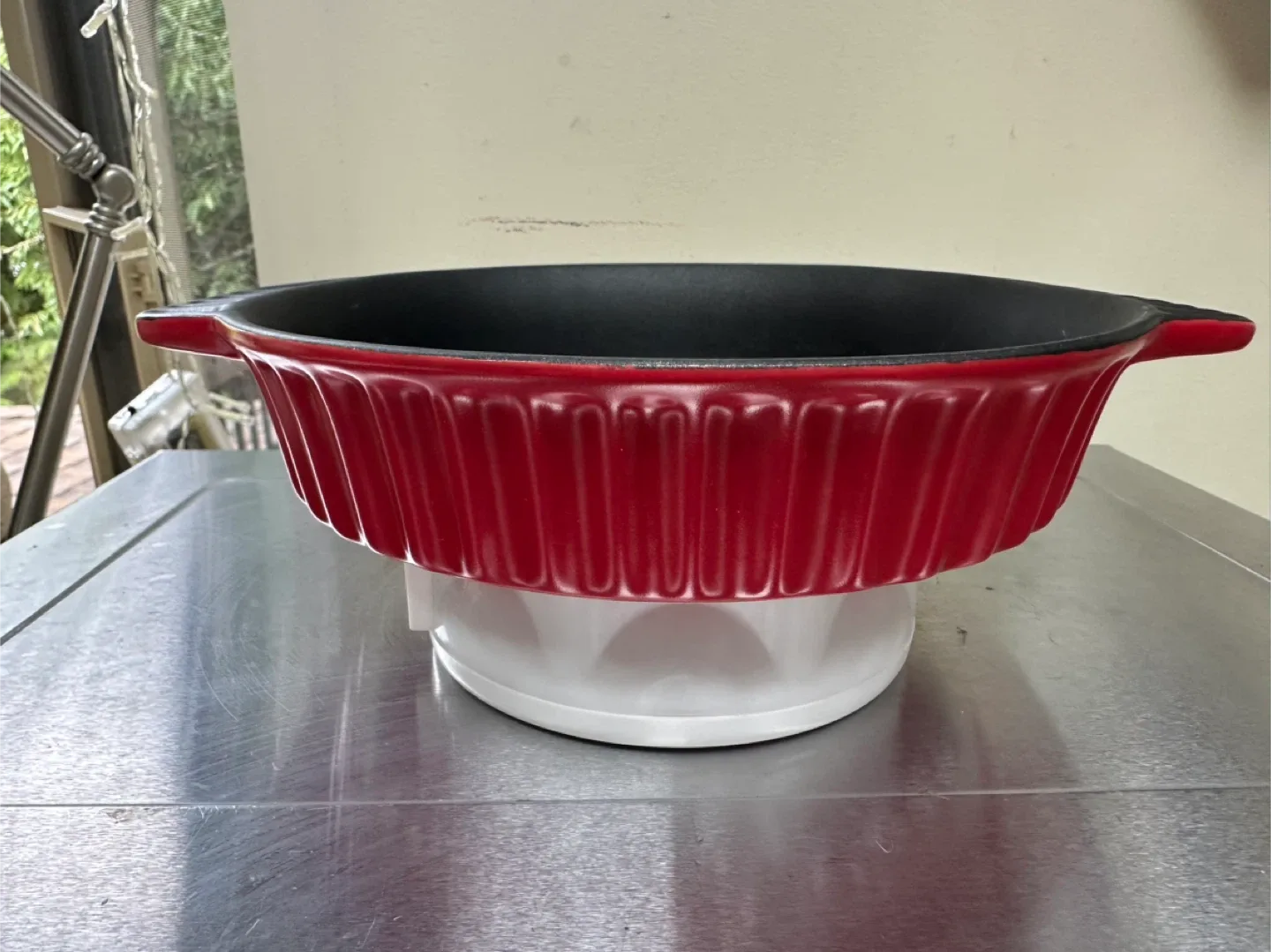 Nonstick stoneware casserole dish thumbnail