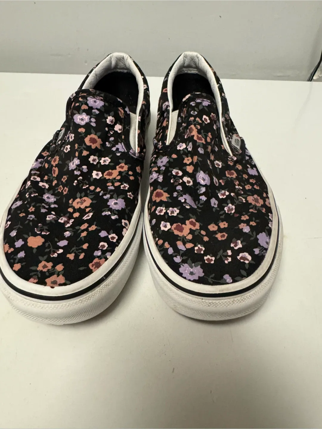 Vans Floral Slip-On Shoes, Women's Size 8 image indicator(4)