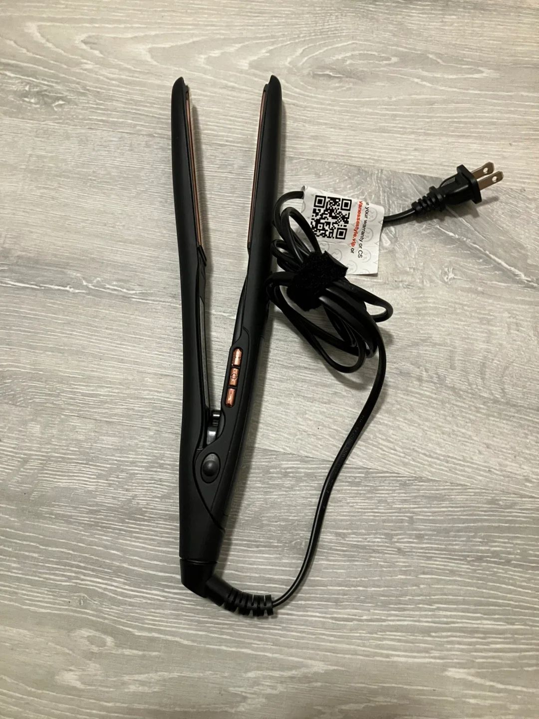 Vanessa Pro Hair Straightener - Black image indicator(2)
