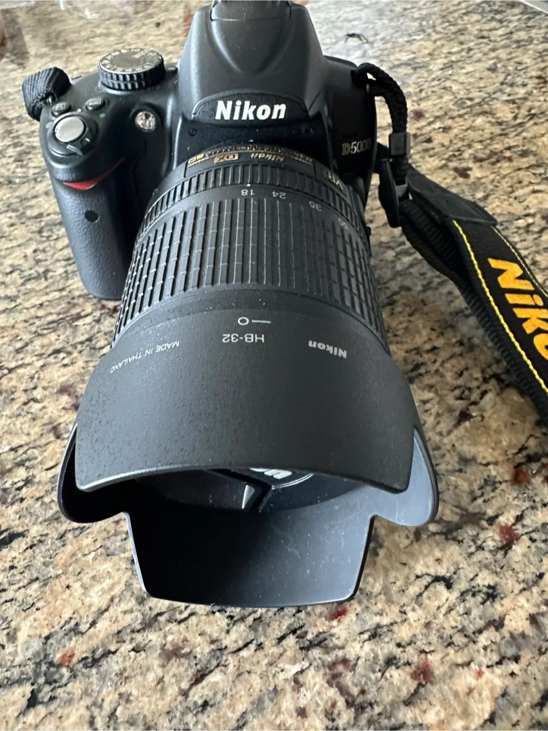 Nikon D5000 DSLR Camera image indicator(2)