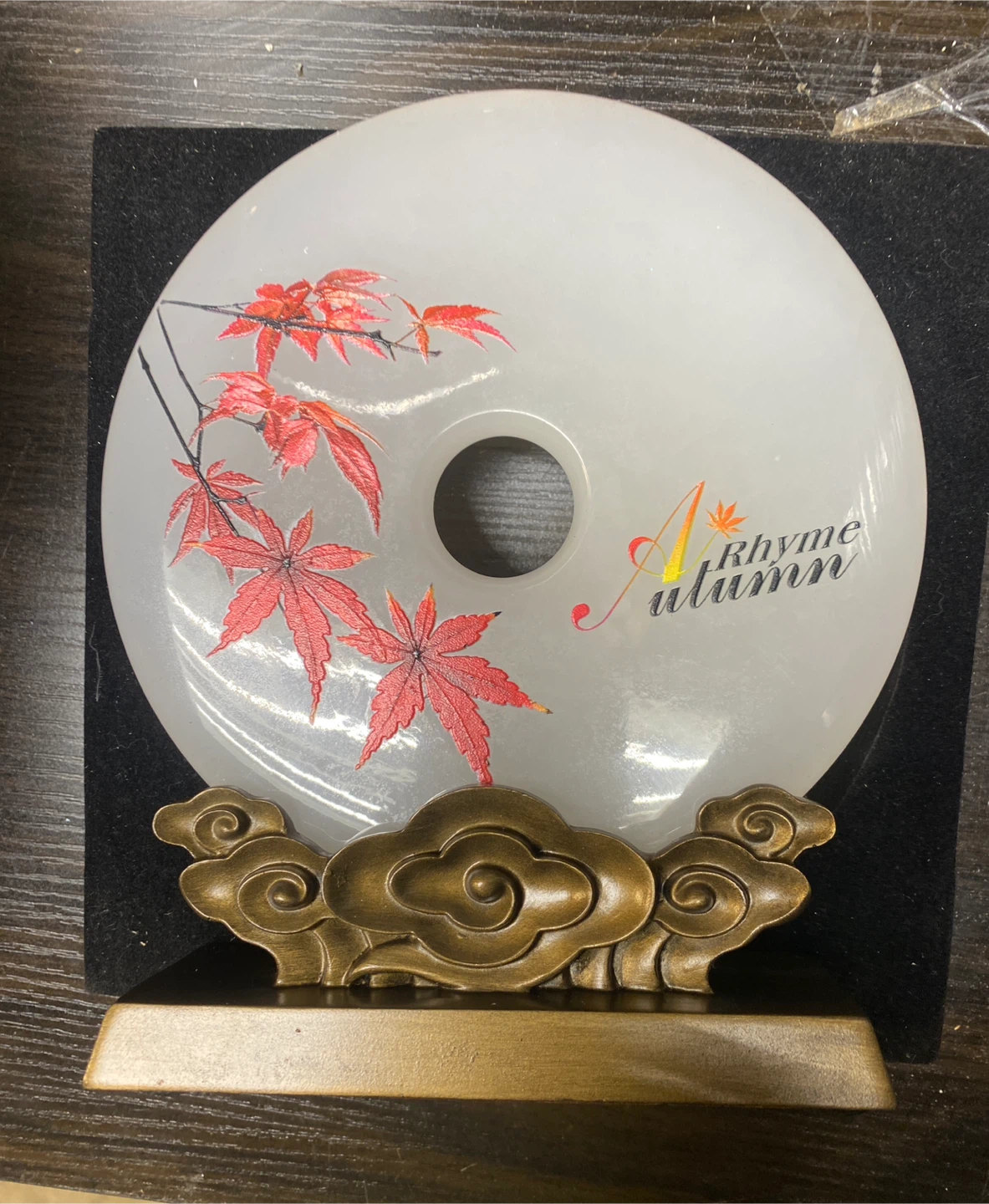 Rhyme Autumn Jade Disc with Stand