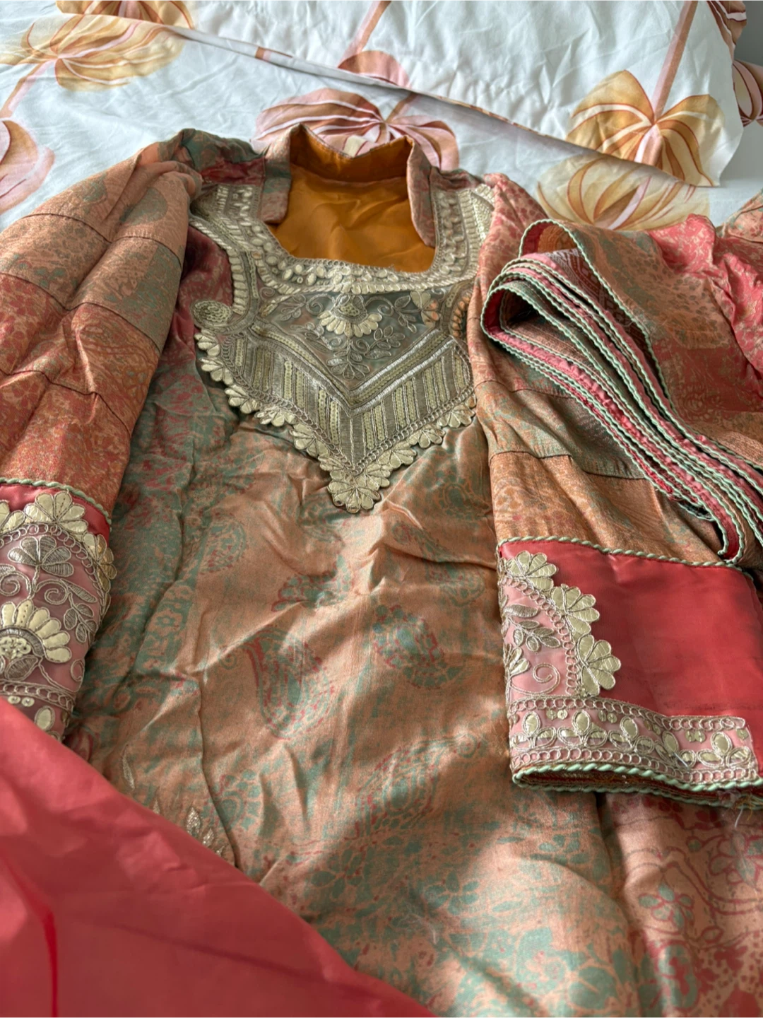Women's Salwar Kameez Suit - photo 2