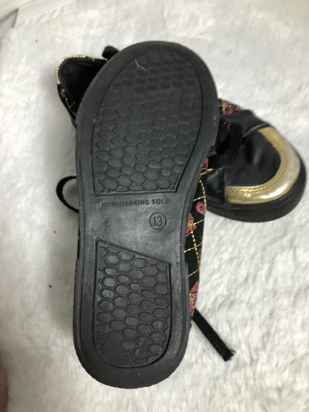 Girls Black & Pink Shoes. Size 13. - photo 2