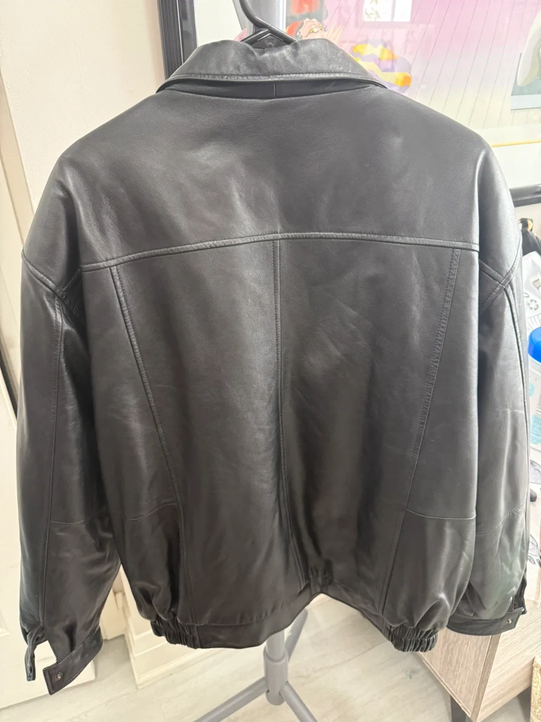 Men’s Black Leather Jacket Large image indicator(2)