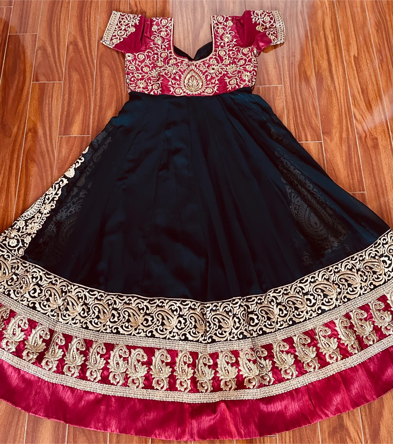 Embroidered Indian Dress - Red & Black - photo 3