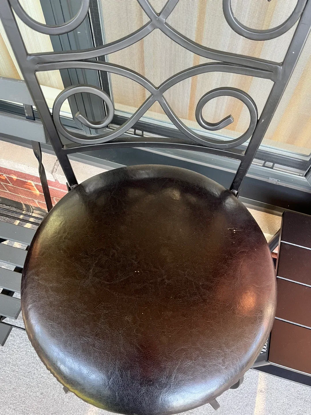 Metal Swivel Bar Stool with Leather Seat image indicator(3)