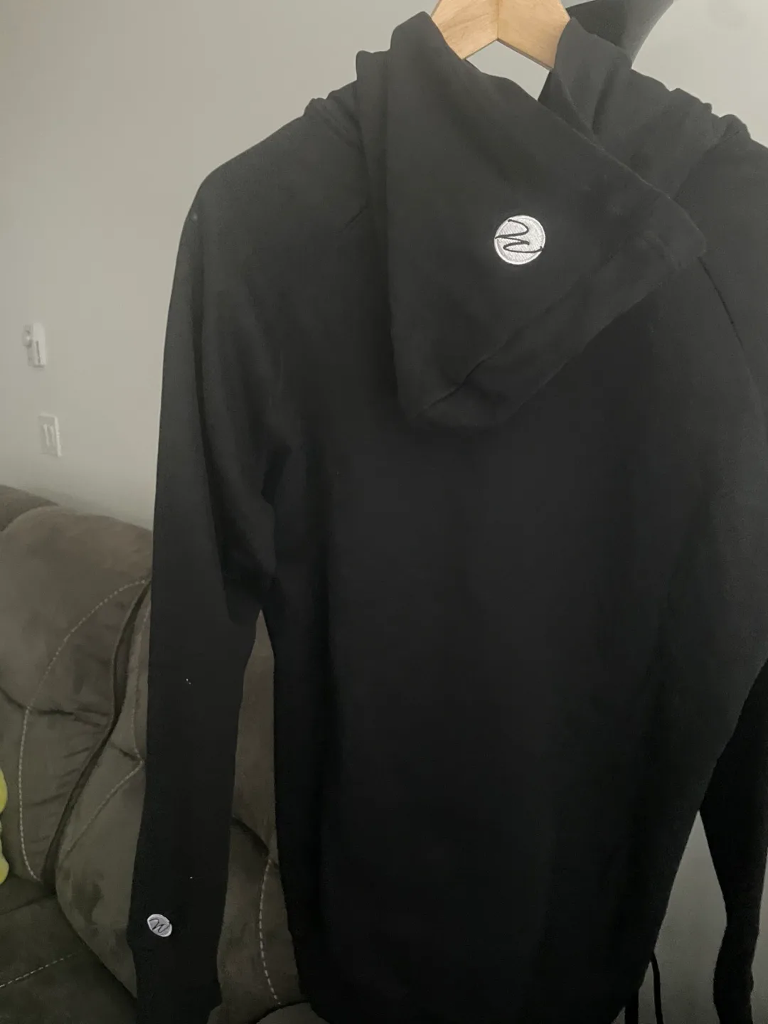Wind Sips Black Hoodie image indicator(3)