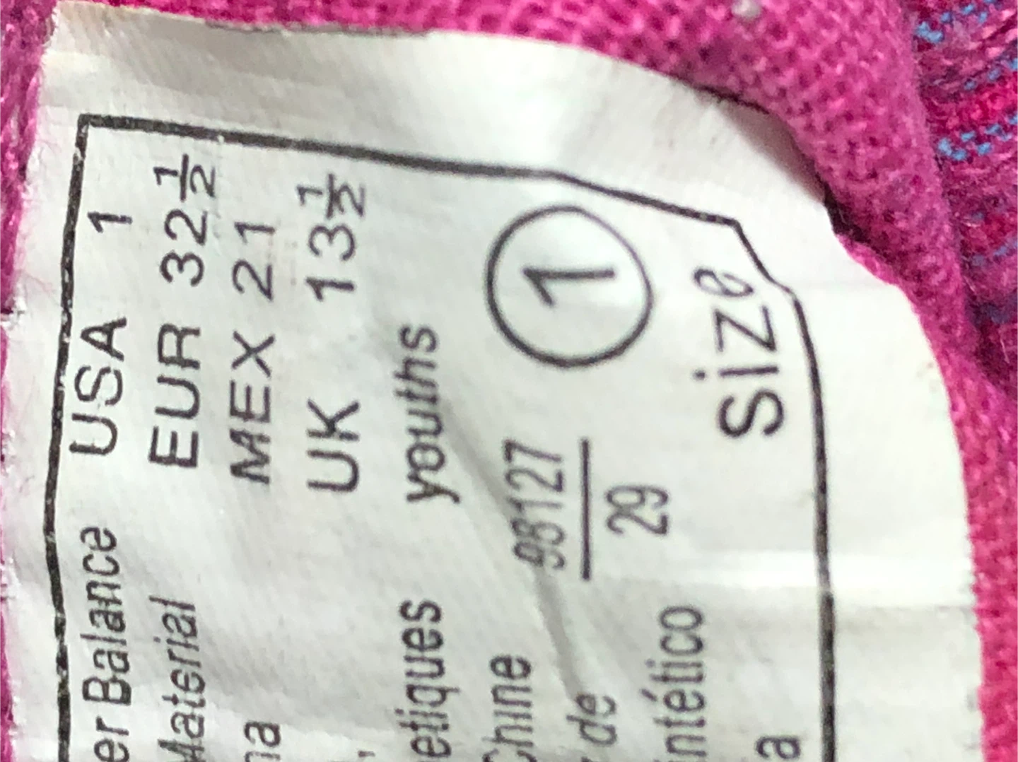 Girls Pink Airwalk Shoes, Size 1. - photo 4