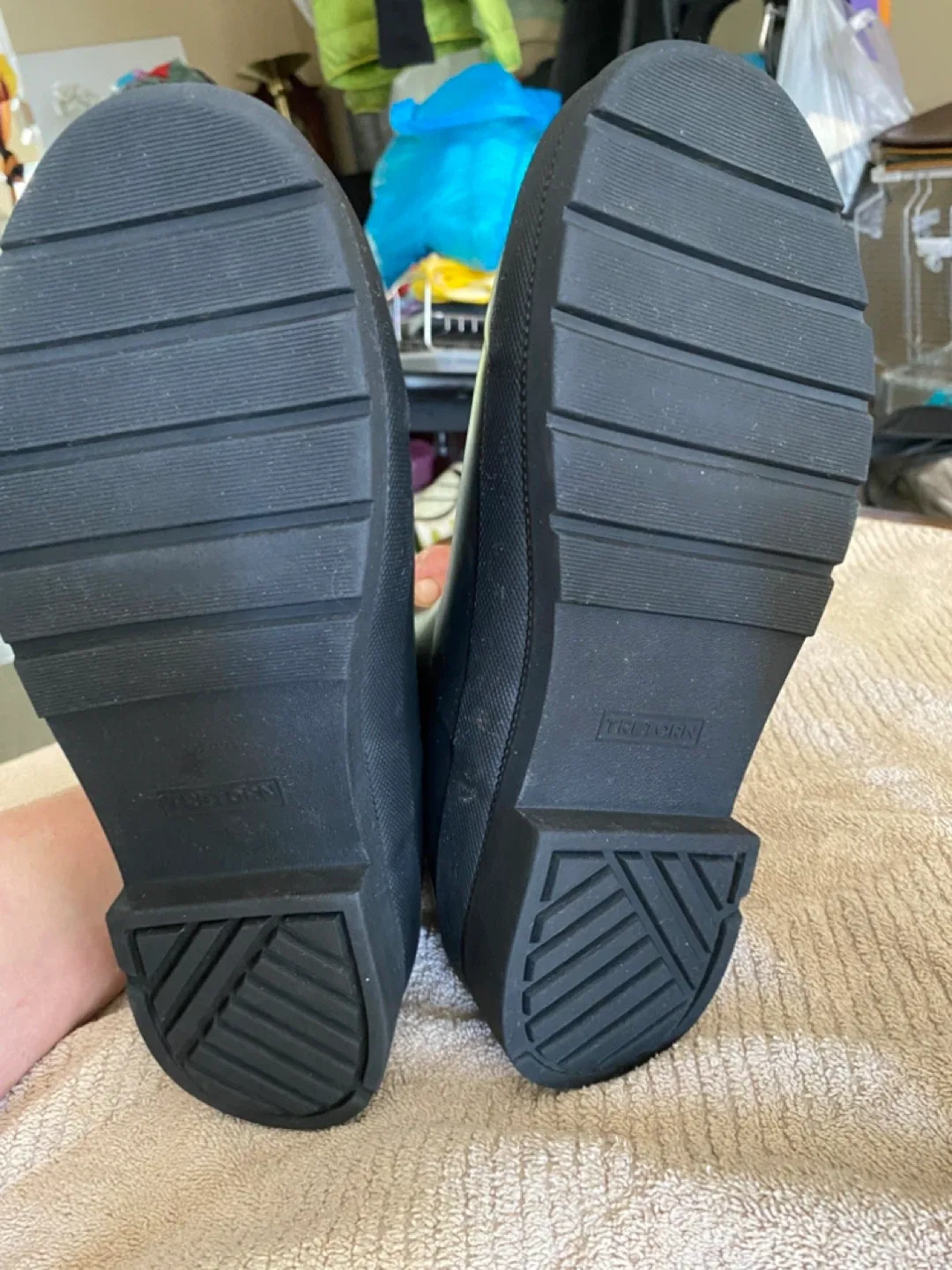 Tretorn Black Chelsea Rain Boots 8.5 image indicator(2)