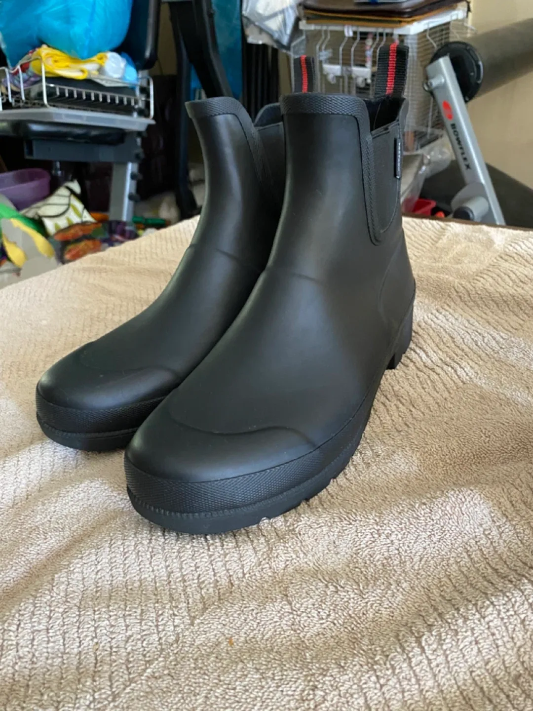 Tretorn Black Chelsea Rain Boots 8.5 image indicator(4)