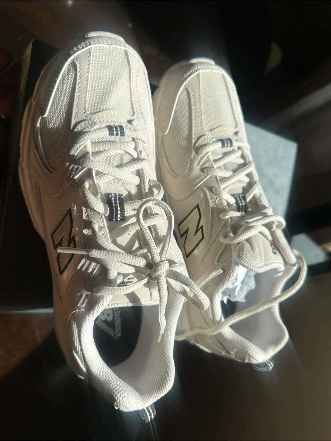 New Balance 530 Cream/White Sneakers size 8.5 image indicator(5)