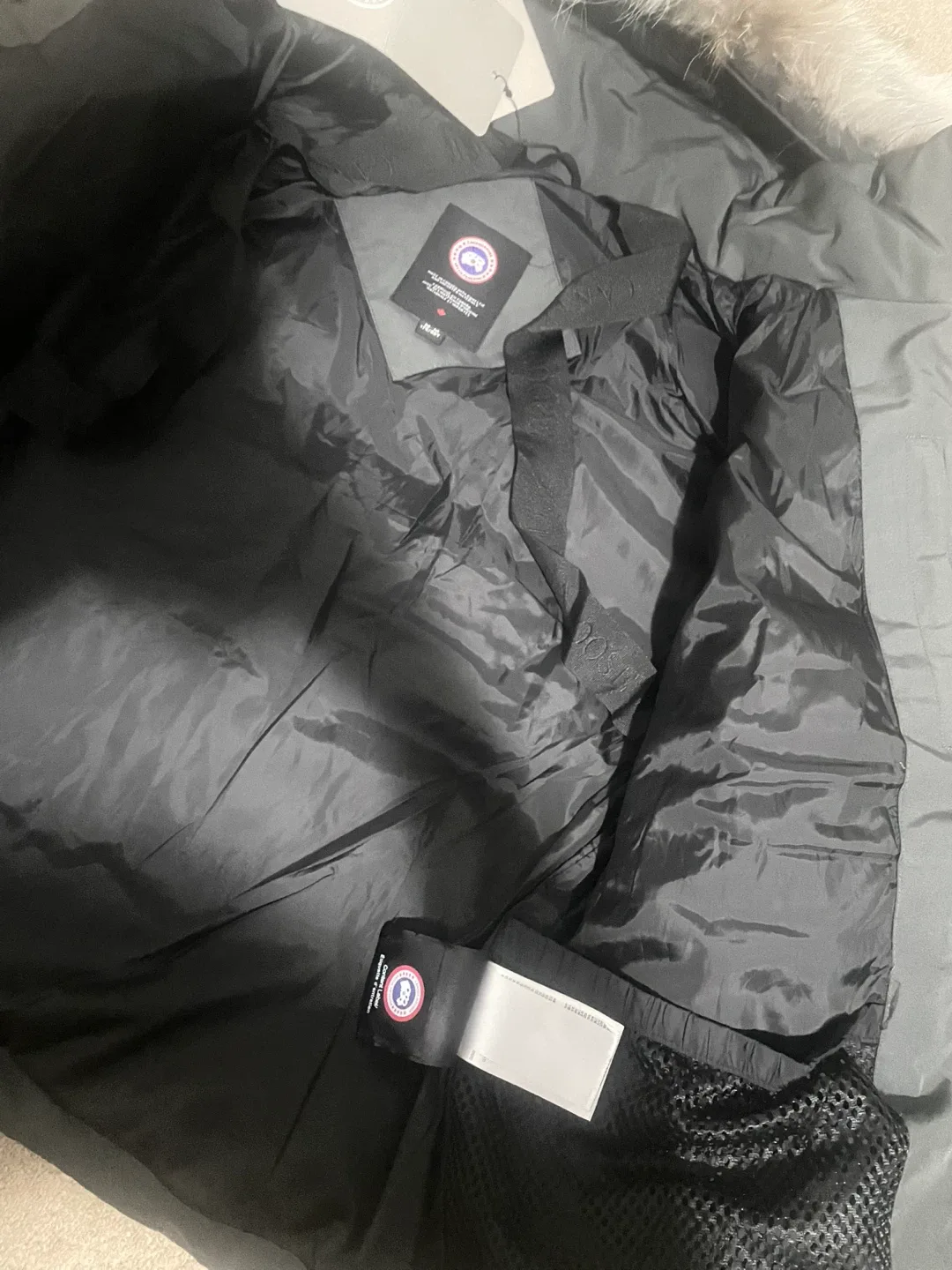 Canada Goose jacket Black Parka - Size M image indicator(3)