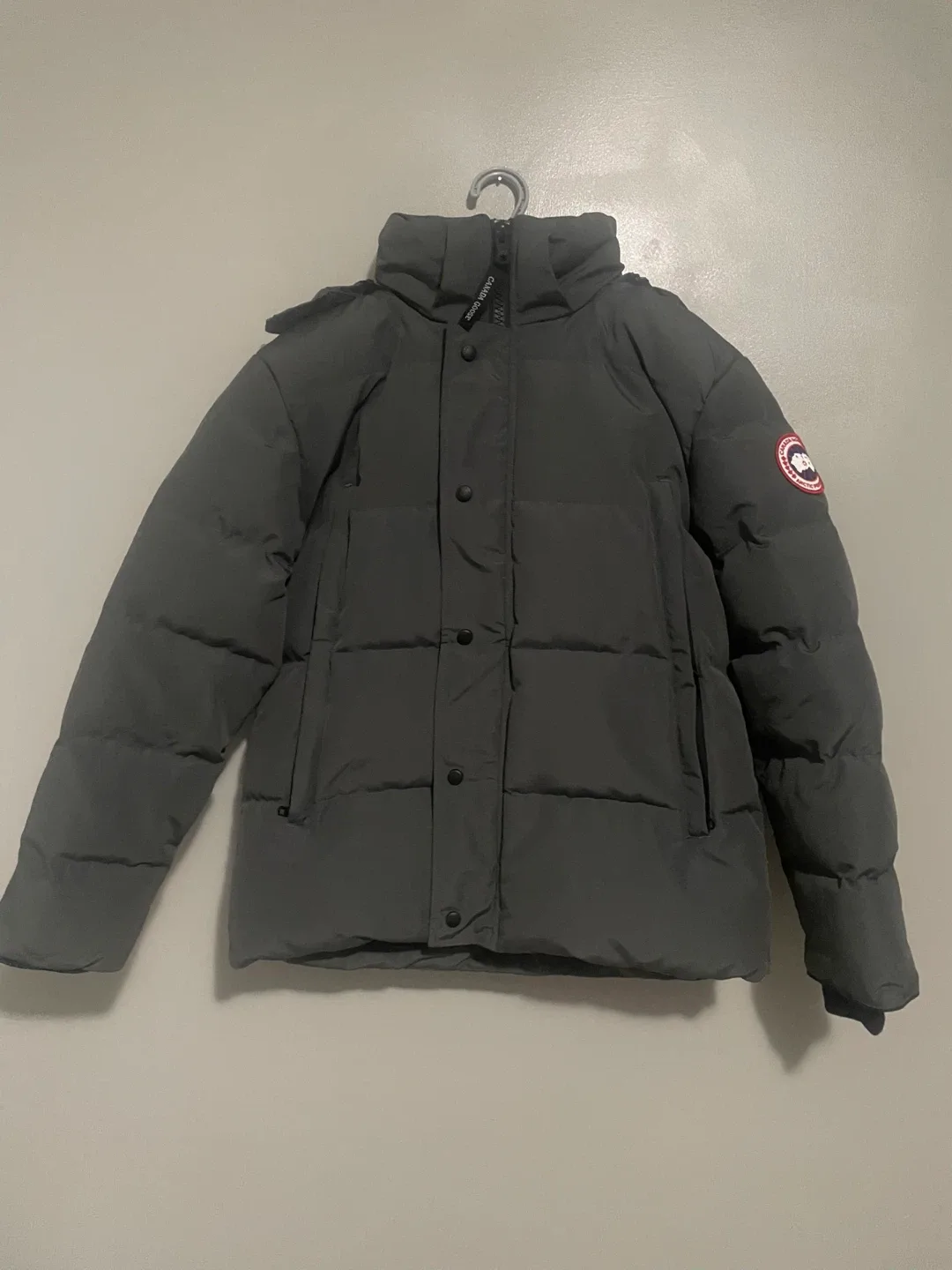Canada Goose Parka - Grey - Size M image indicator(6)