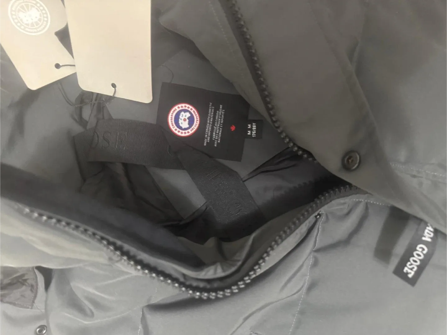 Canada Goose Parka - Grey - Size M image indicator(3)