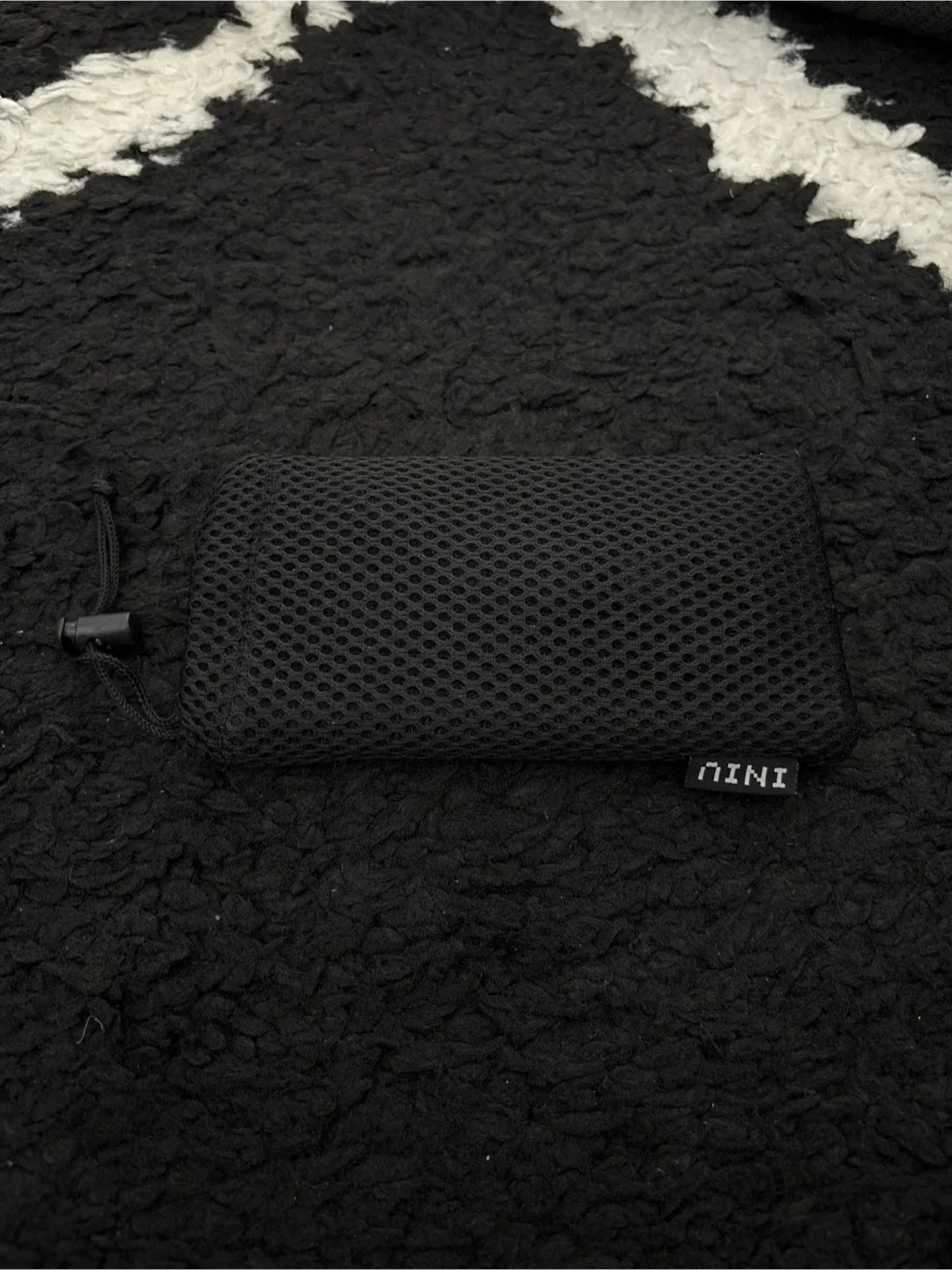 INIU Portable Charger Power Bank - Black thumbnail