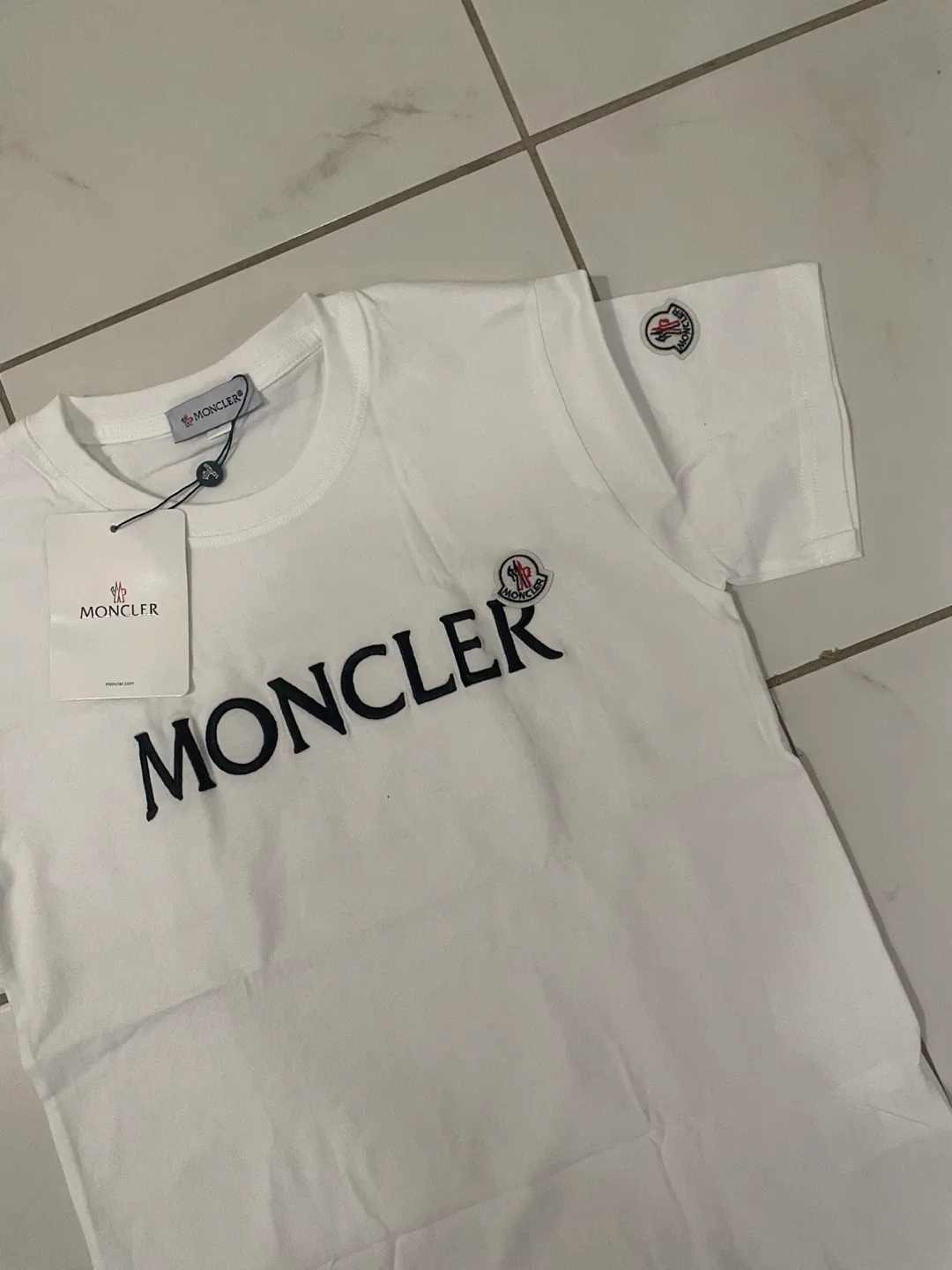 New Moncler White T-Shirt image indicator(2)