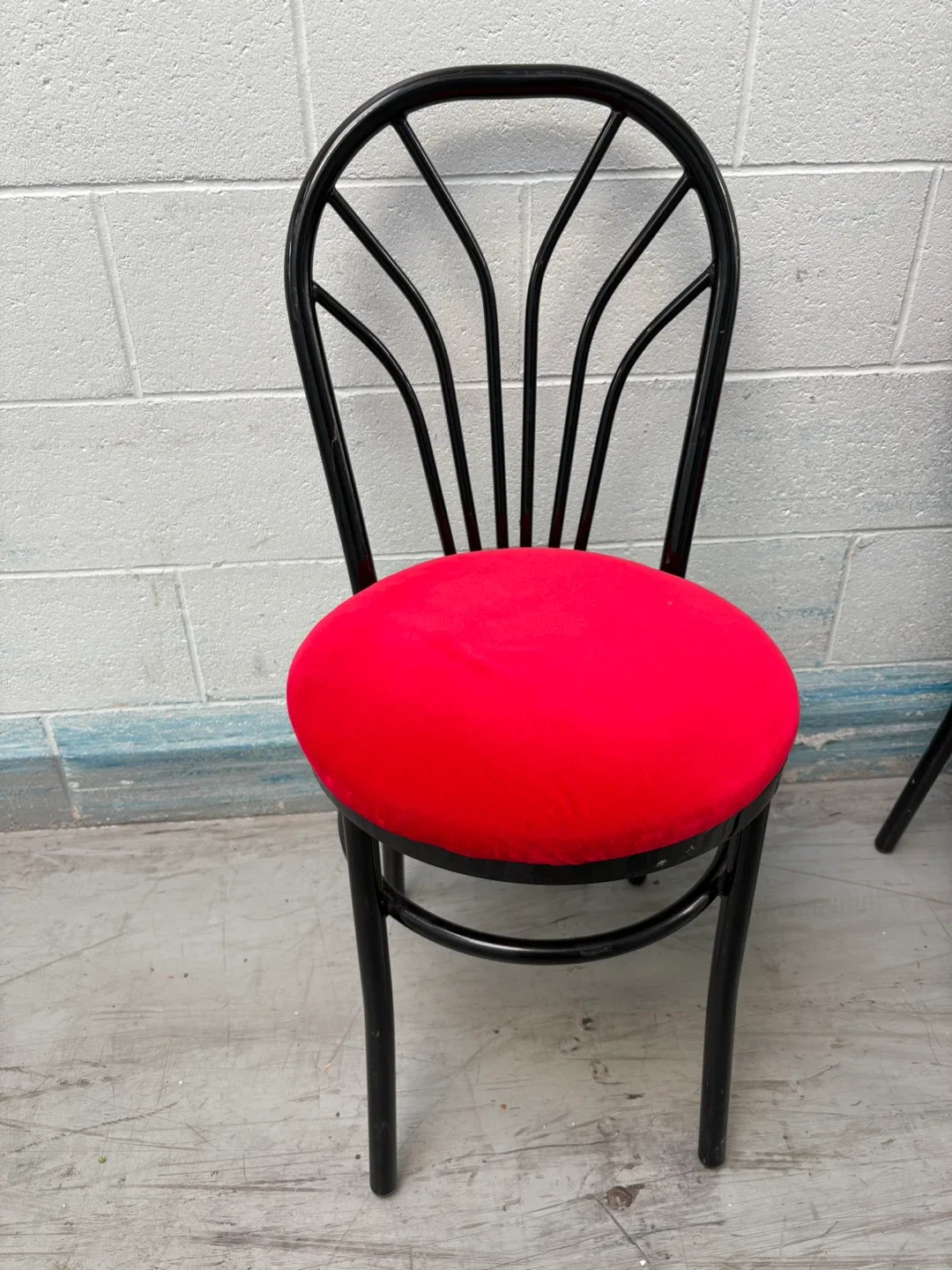 Set of 6 Red Seat Black Frame Chairs image indicator(7)
