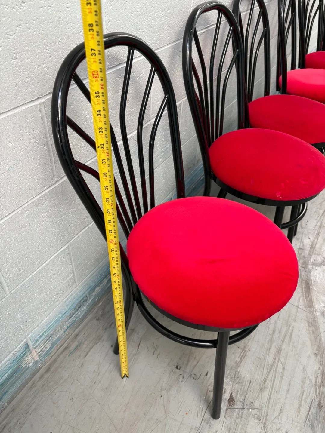 Set of 6 Red Seat Black Frame Chairs image indicator(10)