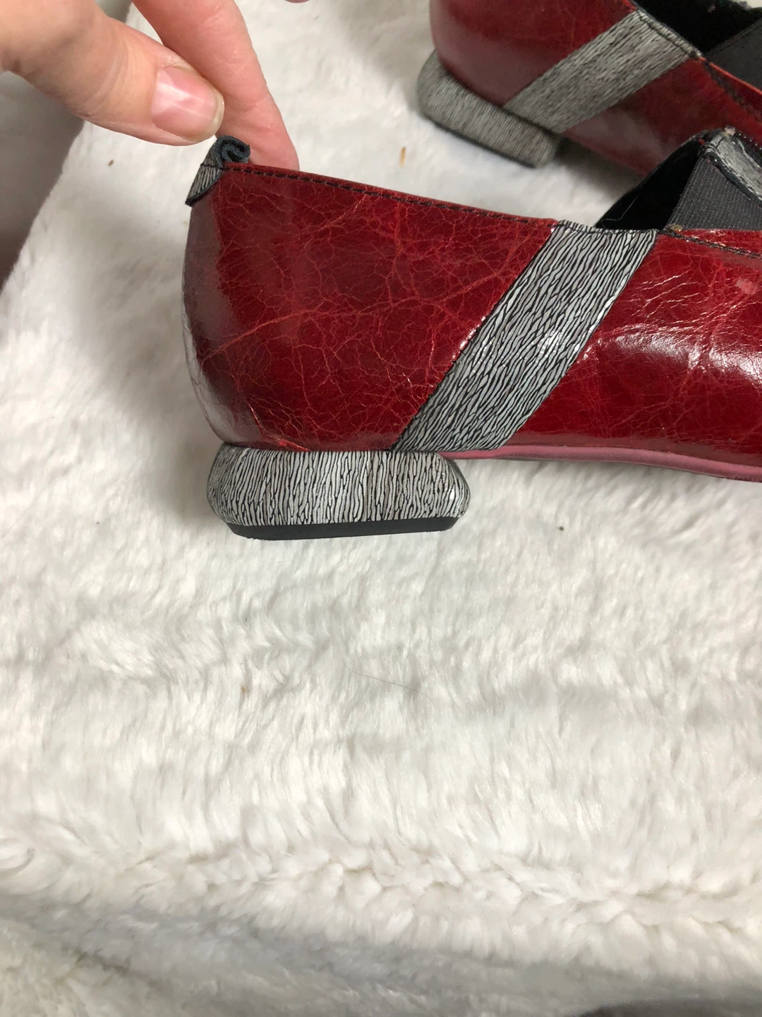 Women’s Red & Silver Shoes. Size 39 ( 8/8.5). - photo 2