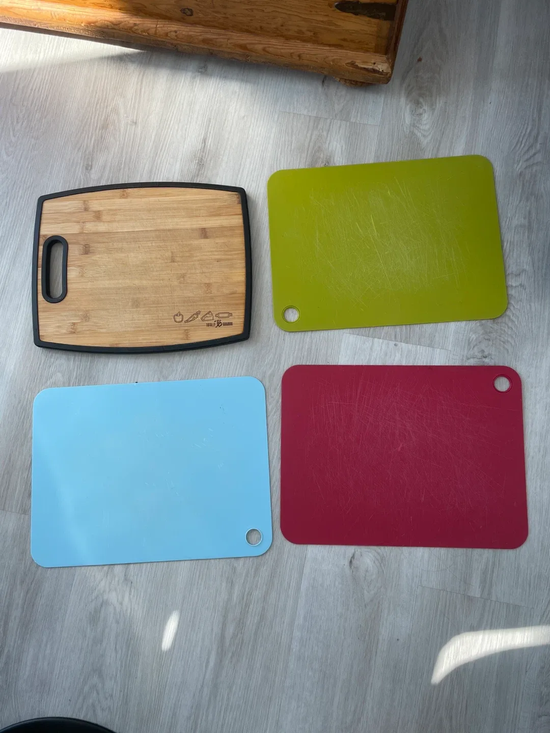 🧡free Cutting Boards - Totally Bamboo & Plastic thumbnail