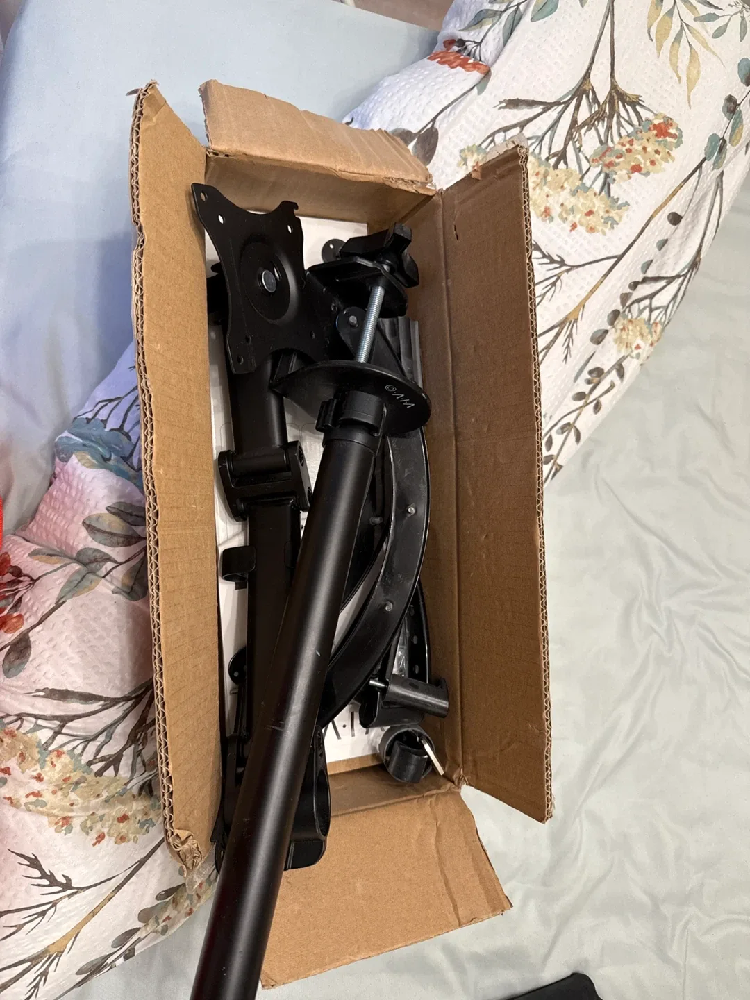 VIVO Monitor Arm Desk Mount - Black image indicator(2)