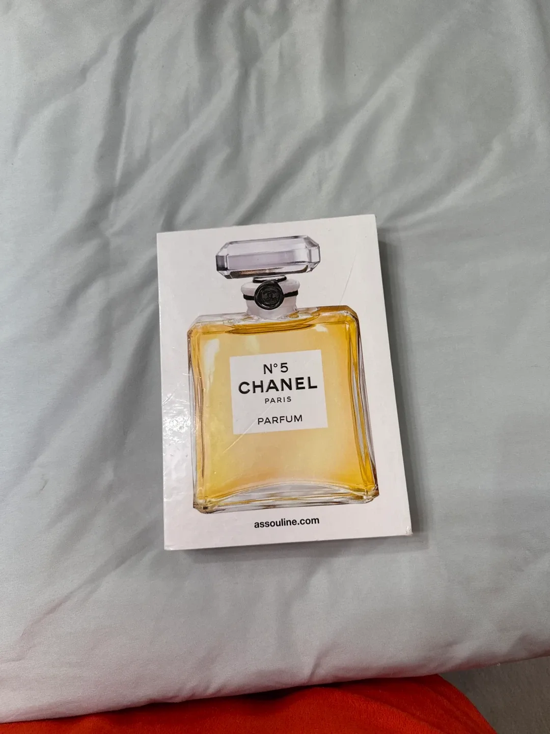 Chanel N°5 Book by Assouline image indicator(3)