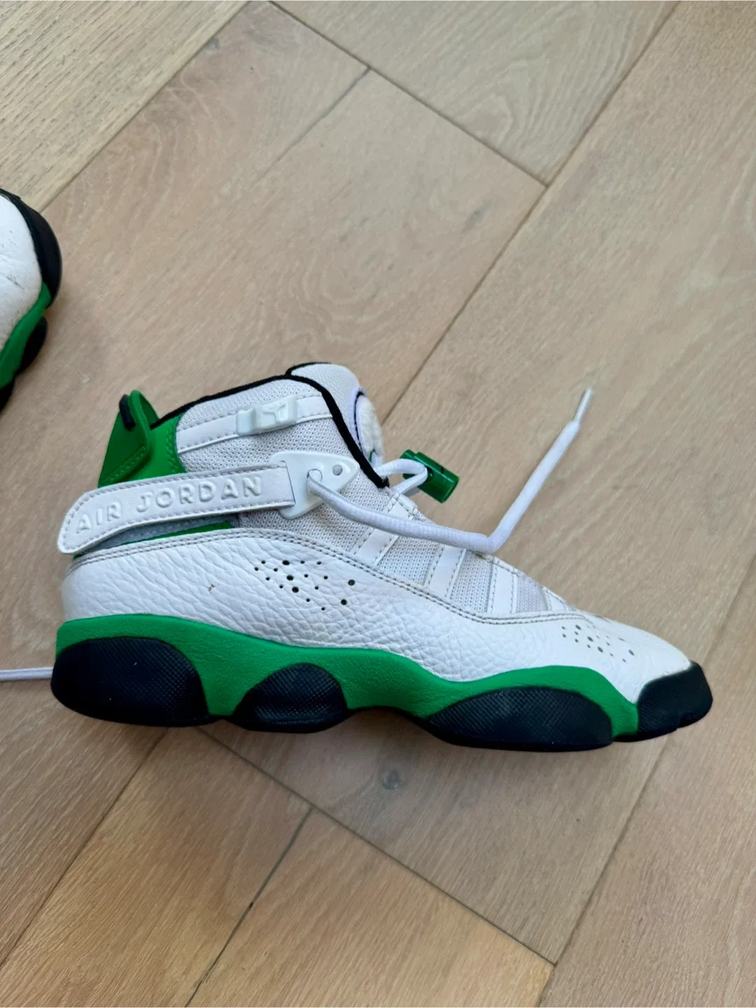 Jordan 6 Rings “Lucky Greens” high-tops Size 4Y image indicator(6)
