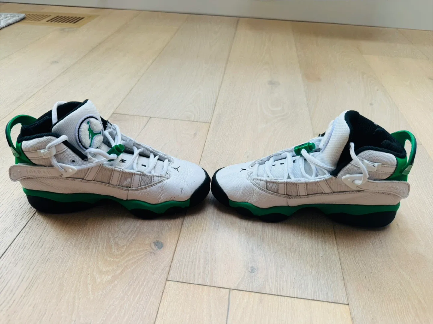 Jordan 6 Rings “Lucky Greens” high-tops Size 4Y image indicator(8)