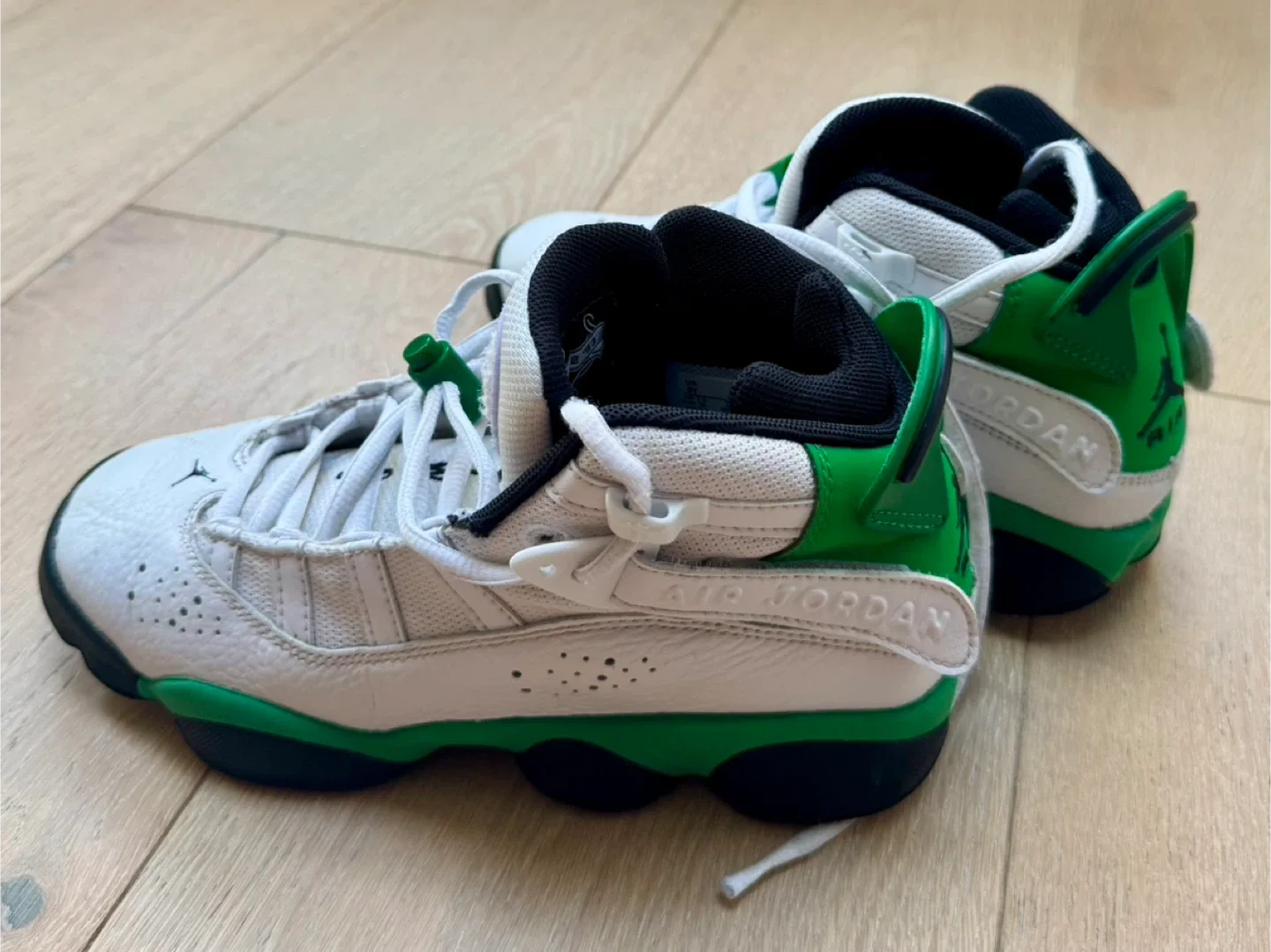 Jordan 6 Rings “Lucky Greens” high-tops Size 4Y image indicator(9)