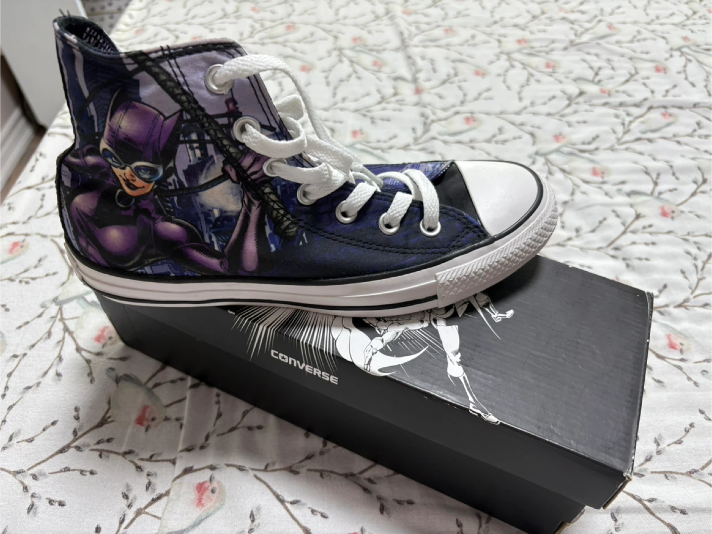 Converse Chuck Taylor All Star DC Comics Catwoman High Top - 5