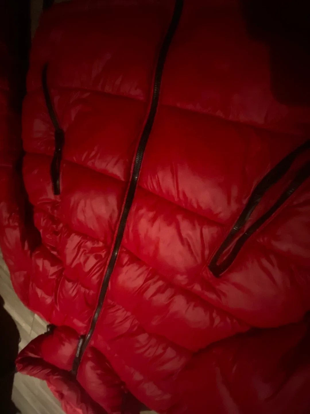 Red Puffer Jacket image indicator(2)