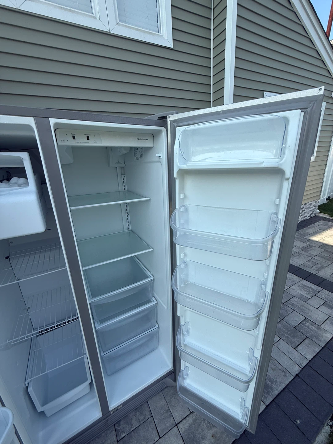 Frigidaire Side-by-Side Refrigerator & Whirlpool Microwave - photo 2