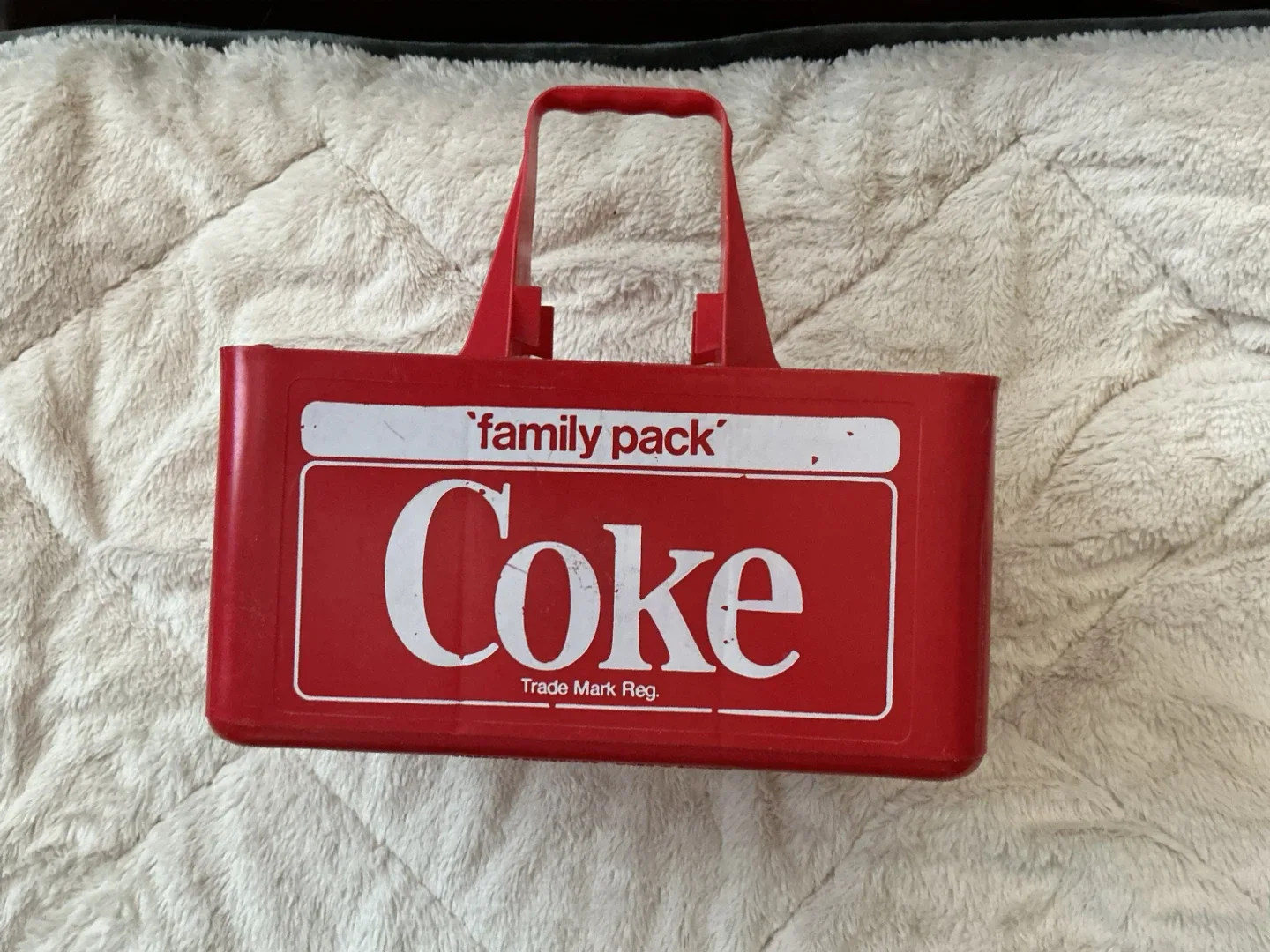 Vintage Coke Family Pack Carrier thumbnail