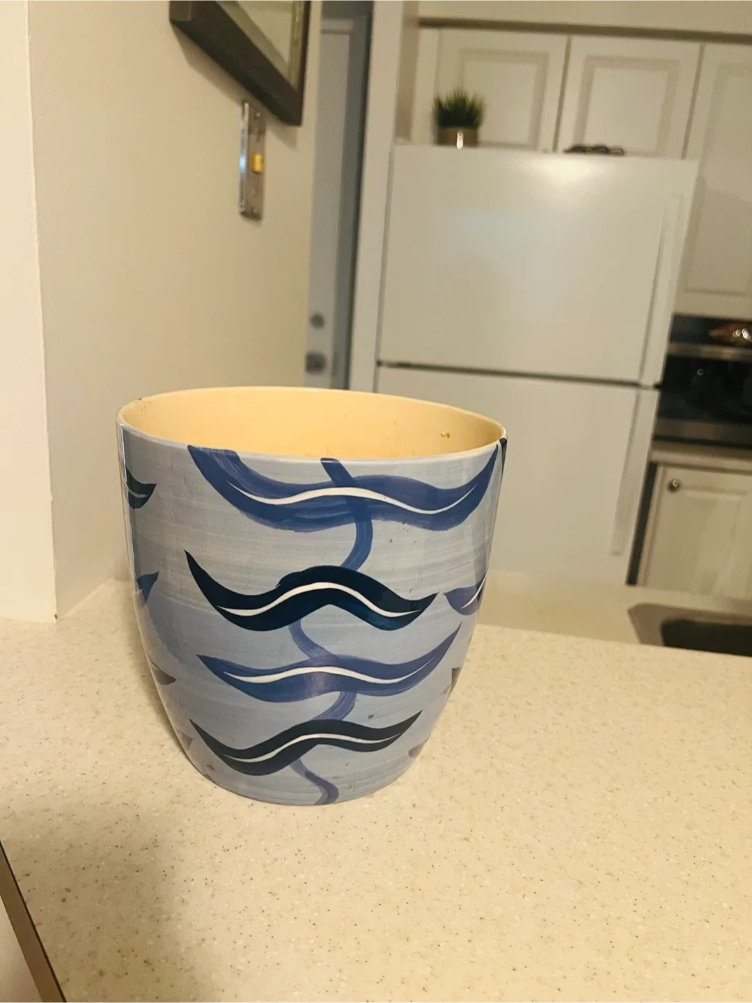 Blue & White Decorative plant pot thumbnail