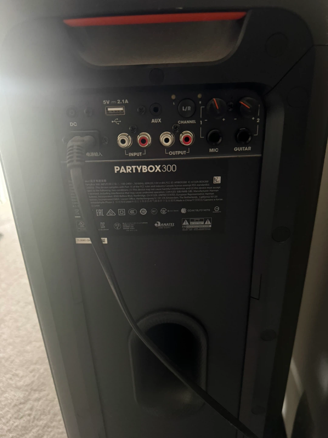 JBL Partybox 300 Speaker - Great Sound! - photo 4