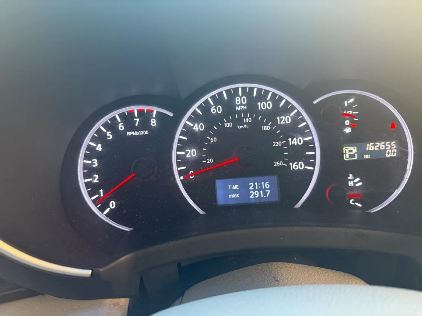 Nissan Quest Minivan - Silver image indicator(5)