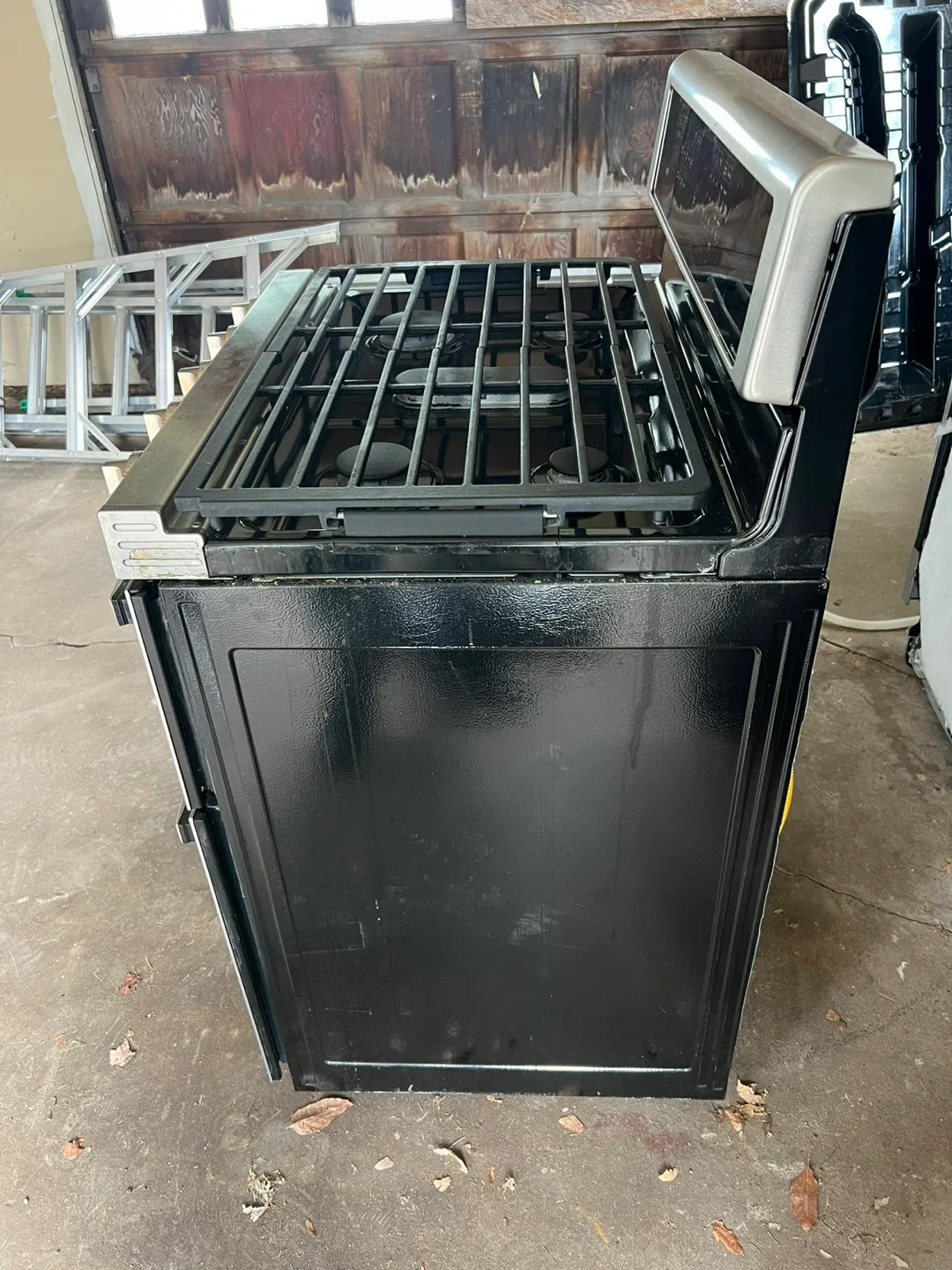 Whirlpool 6.0 cu ft Stainless Steel Double Oven Gas Stove image indicator(6)