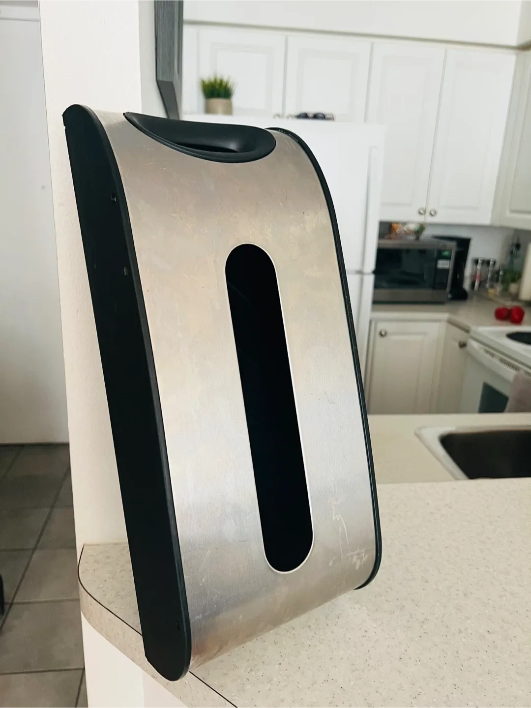 Wall-Mounted Paper Towel Dispenser thumbnail