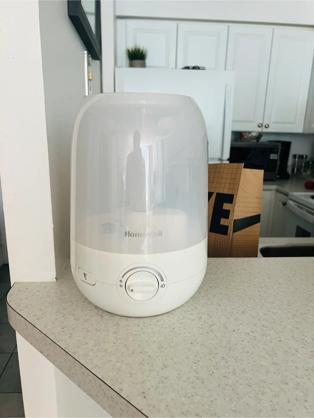Honeywell Humidifier thumbnail
